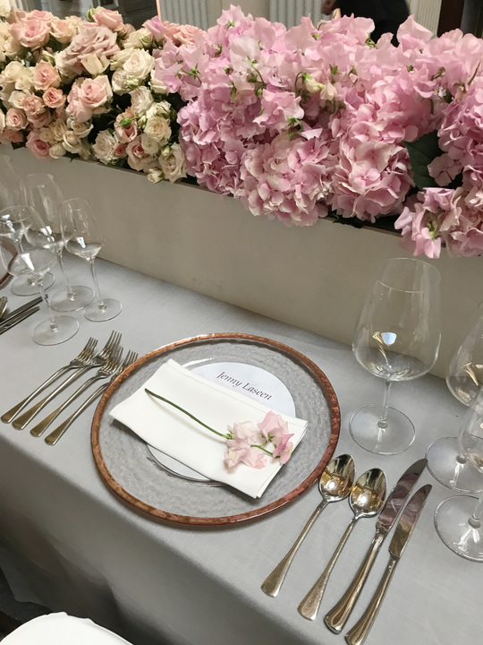 Ombré Long Tablescape