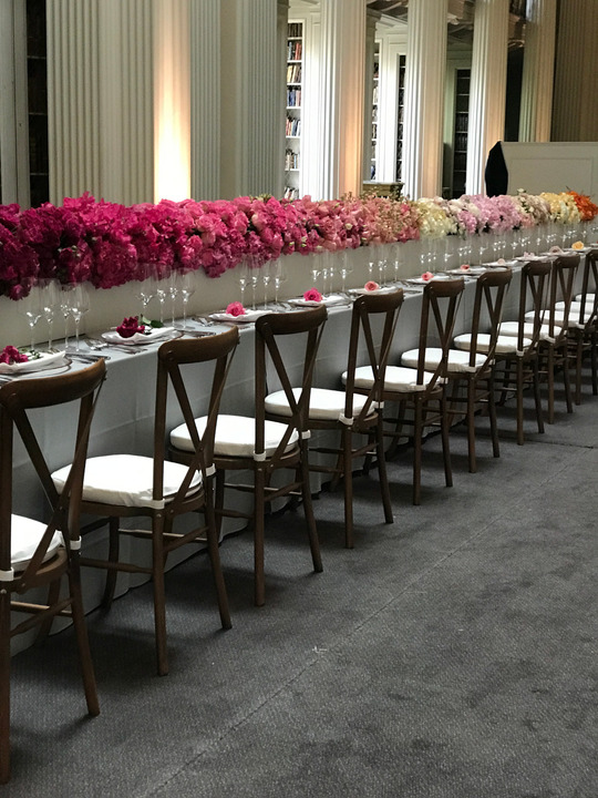 Ombré Long Tablescape