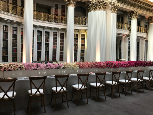 Ombré Long Tablescape