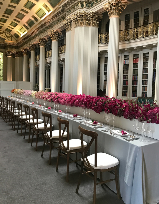 Ombré Long Tablescape