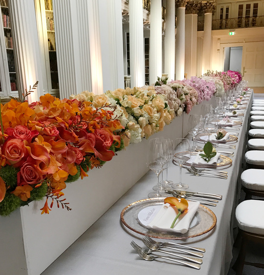 Ombré Long Tablescape